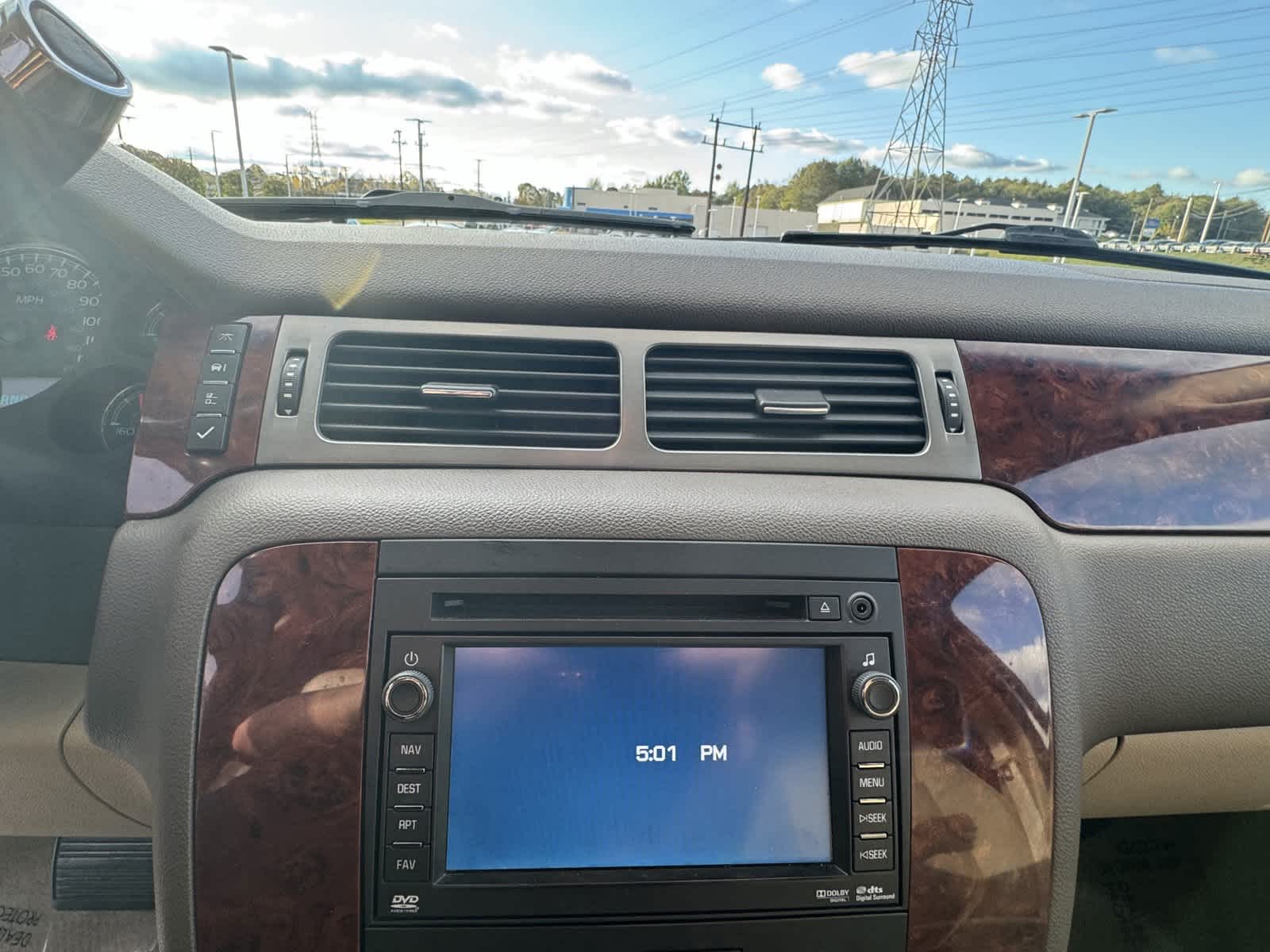 2011 Chevrolet Tahoe LTZ 25