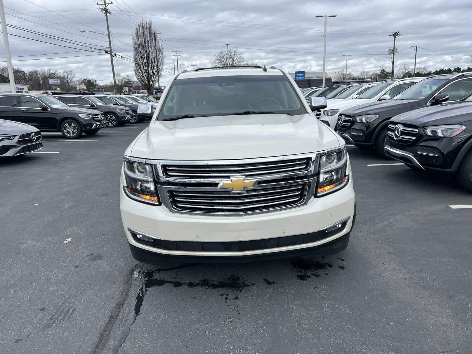 2015 Chevrolet Suburban LTZ 3