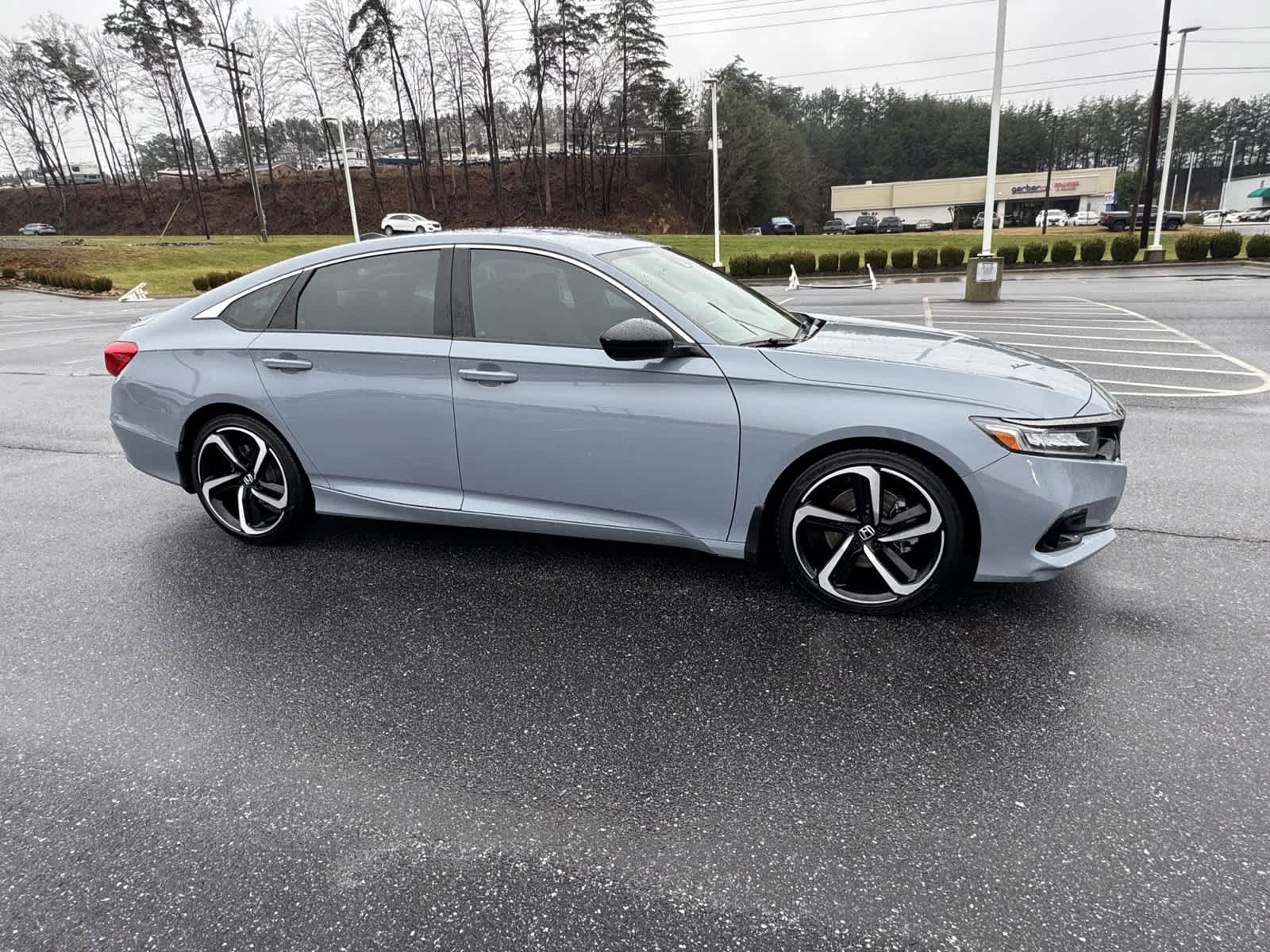 2022 Honda Accord Sport 2