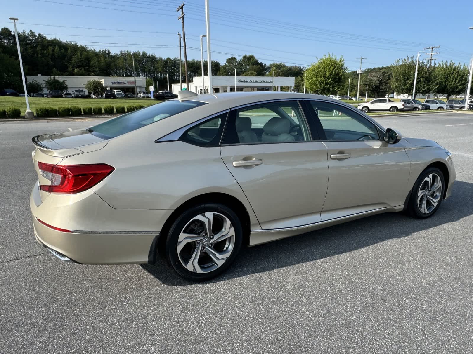 2020 Honda Accord EX 8