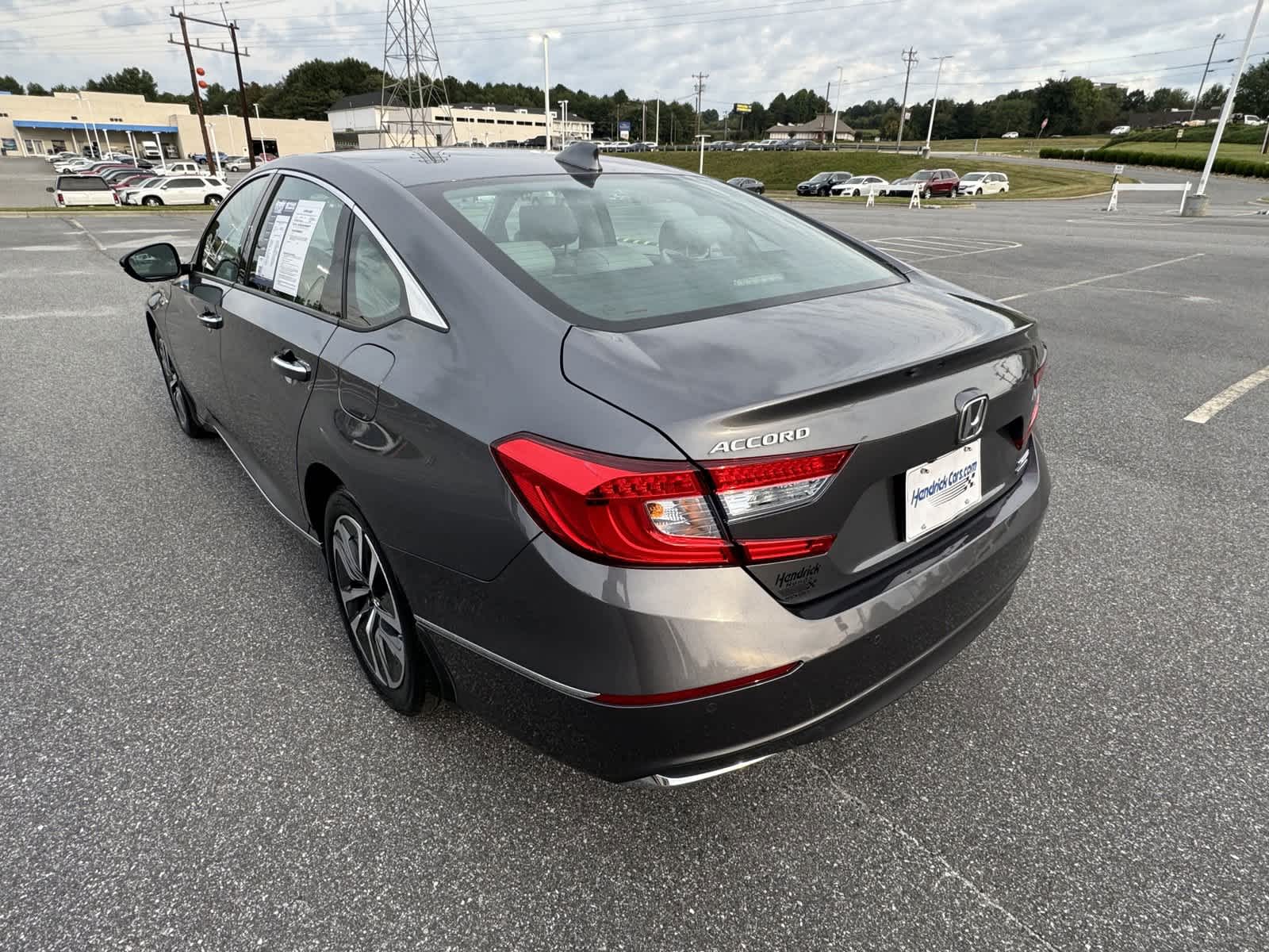 2020 Honda Accord Hybrid Touring 9