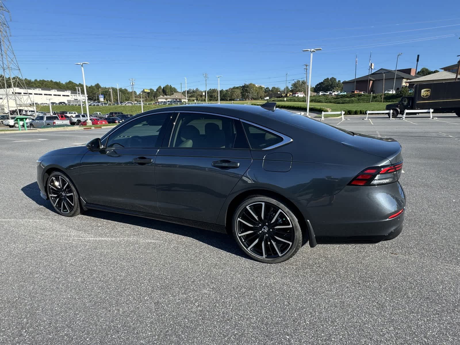 2024 Honda Accord Hybrid Touring 5