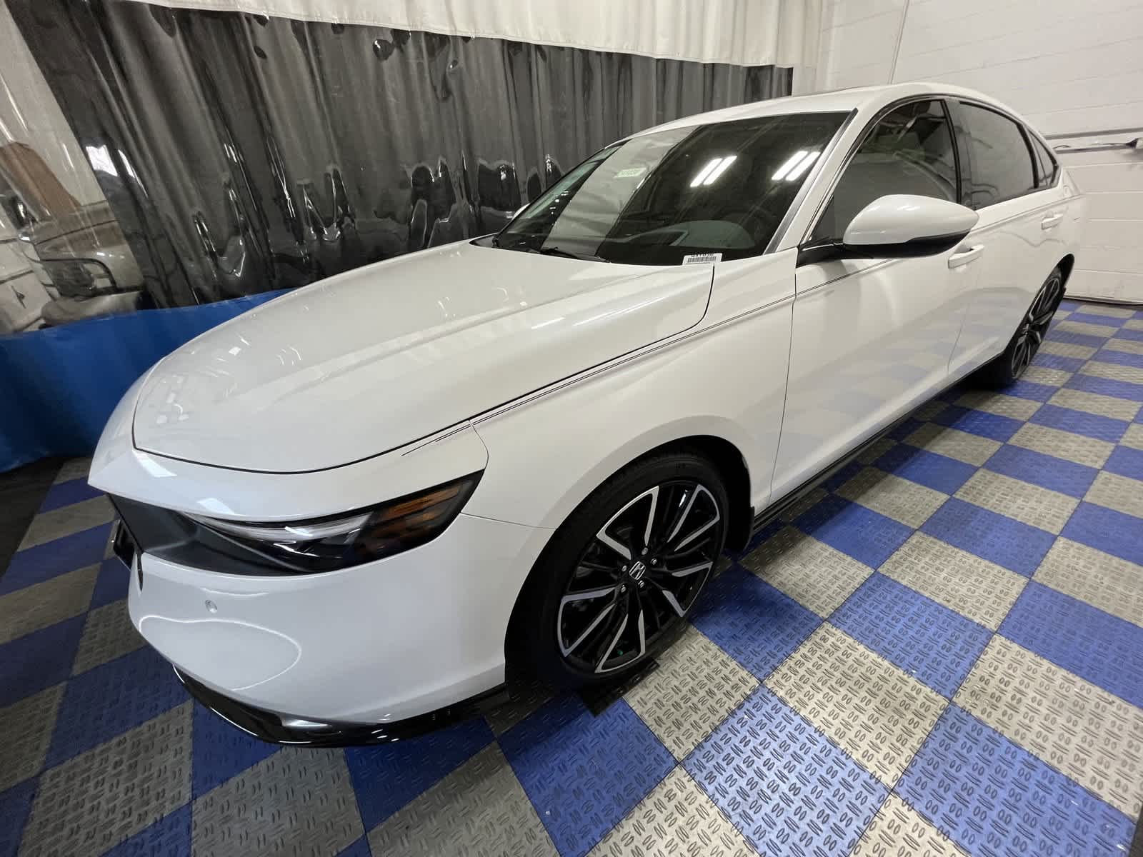 2024 Honda Accord Hybrid Touring 4