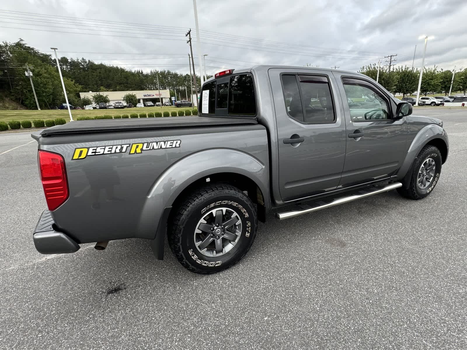 2018 Nissan Frontier Desert Runner Crew Cab 4x2 Auto 10