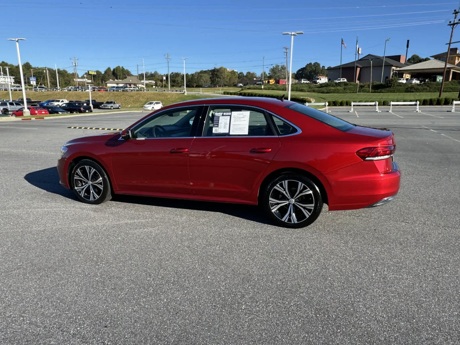 2022 Volkswagen Passat 2.0T SE 5