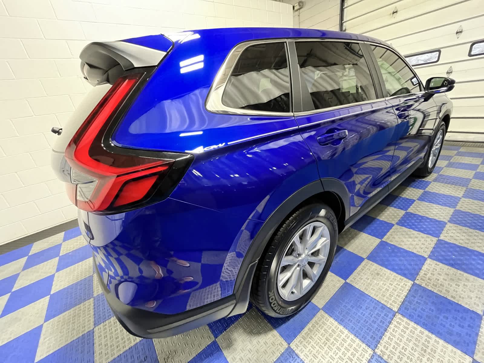 2025 Honda CR-V EX-L 8