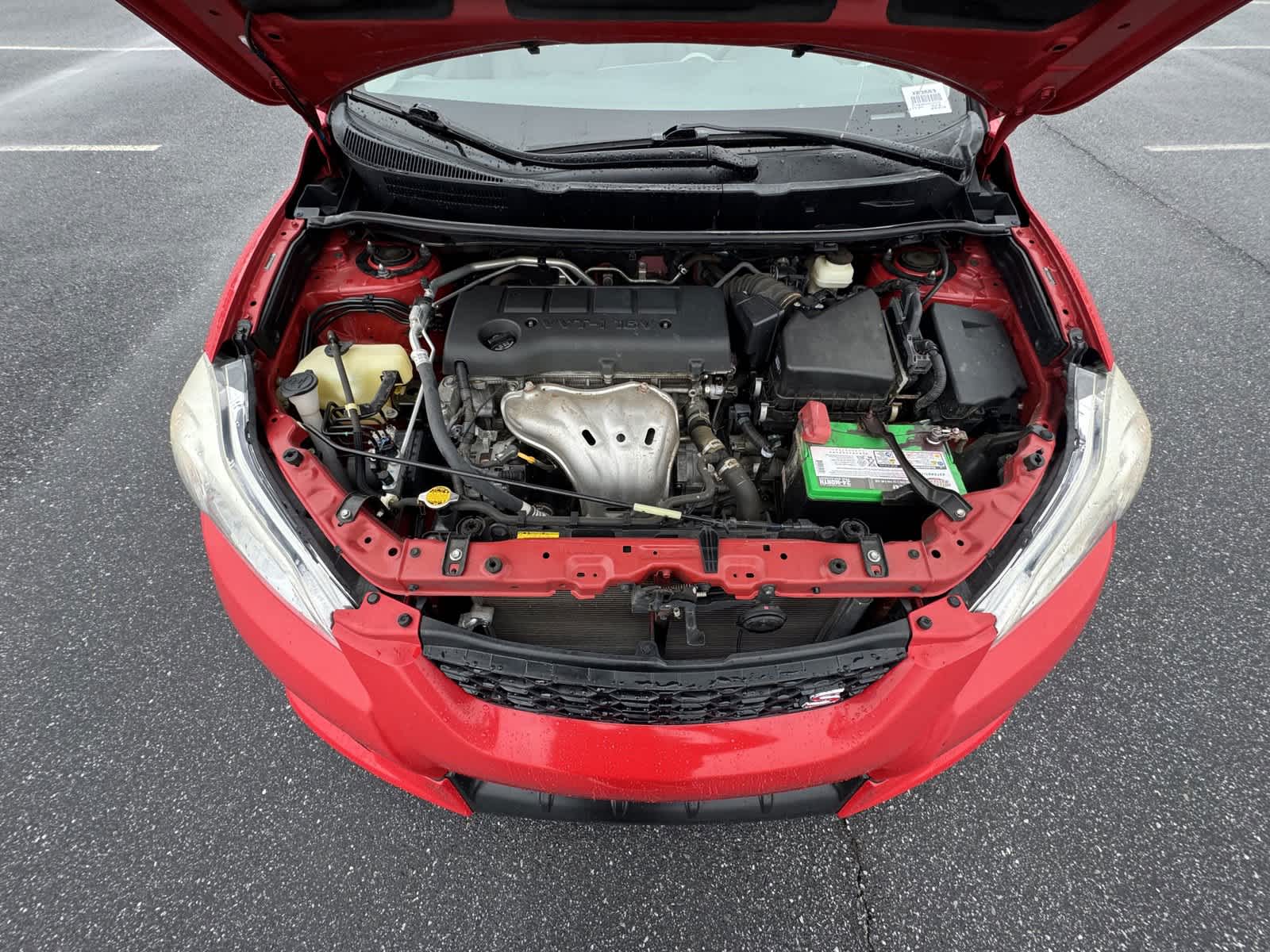 2010 Toyota Matrix S 31