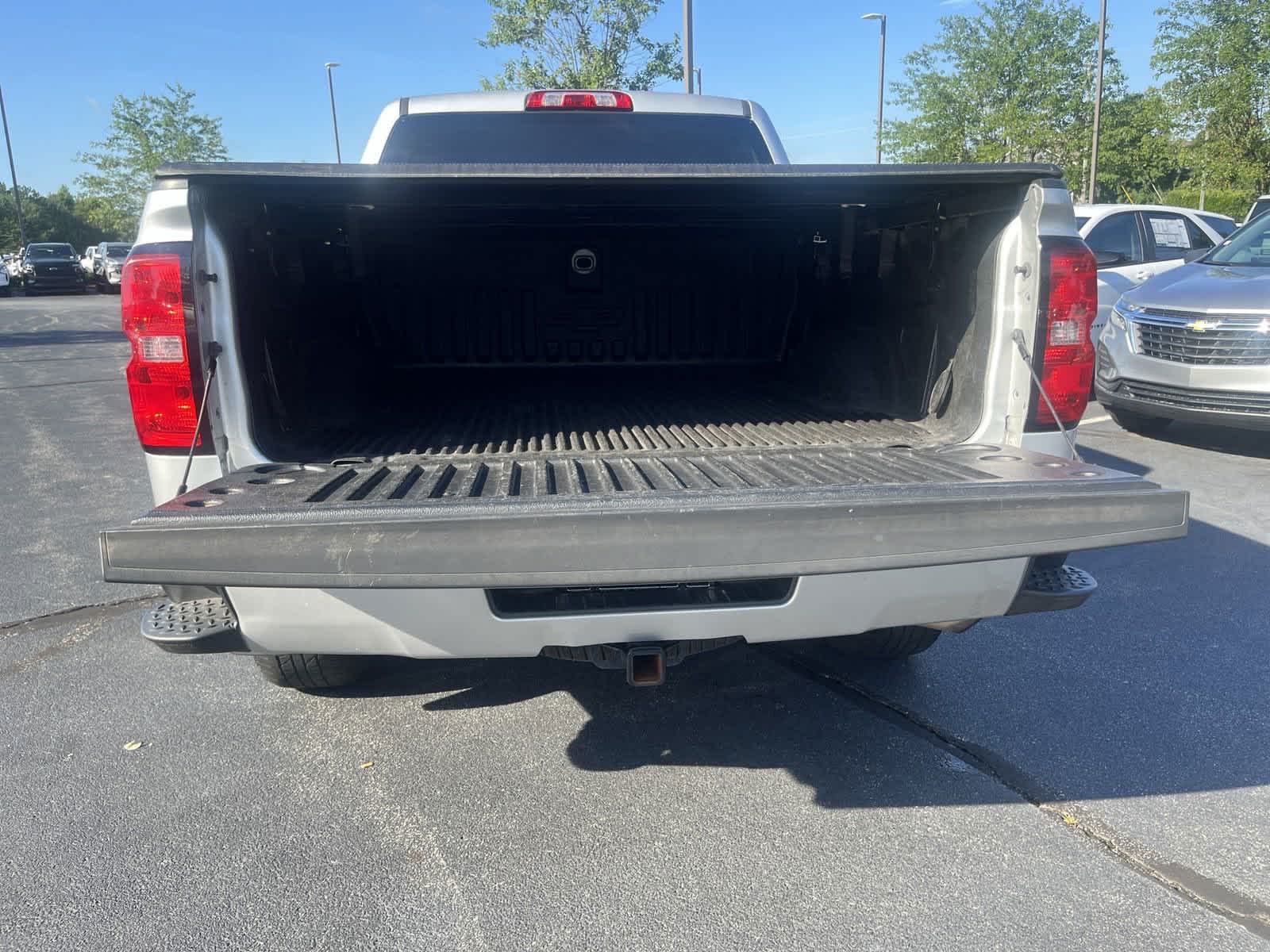 2017 Chevrolet Silverado 1500 LT 4WD Crew Cab 143.5 30