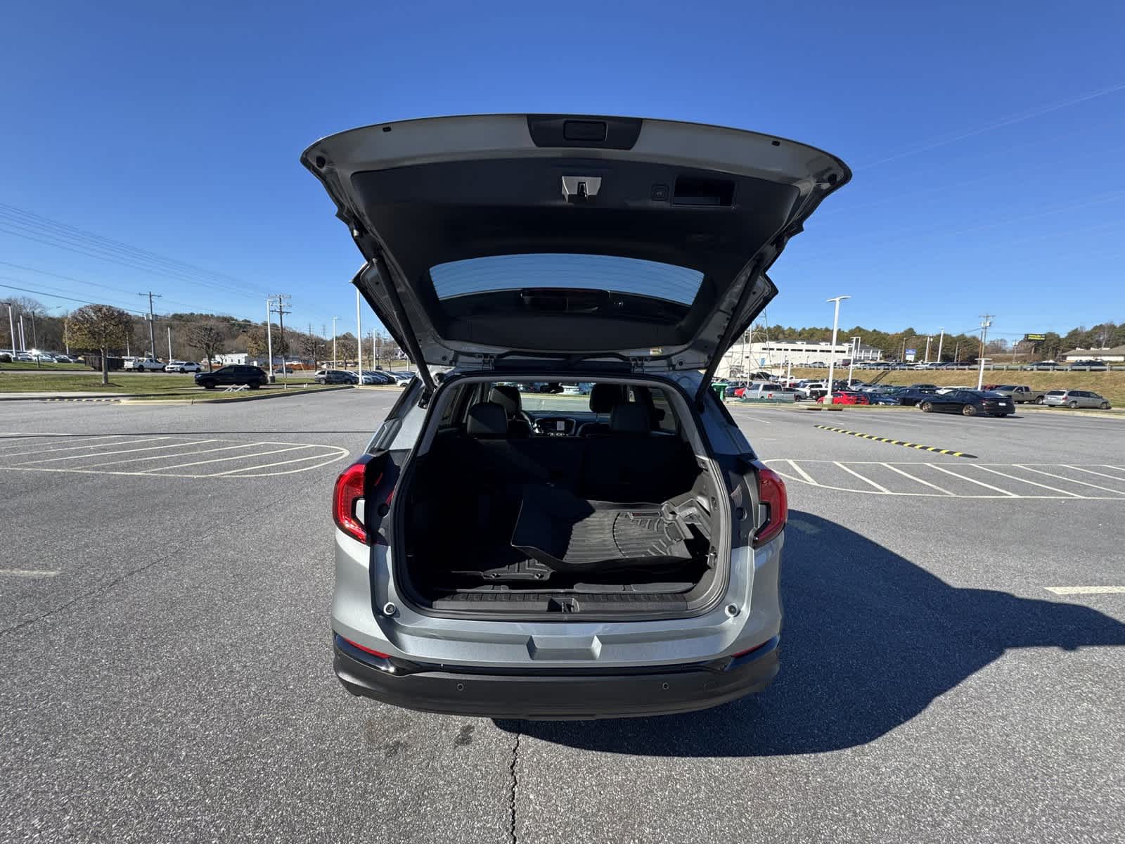 2023 GMC Terrain SLT 33