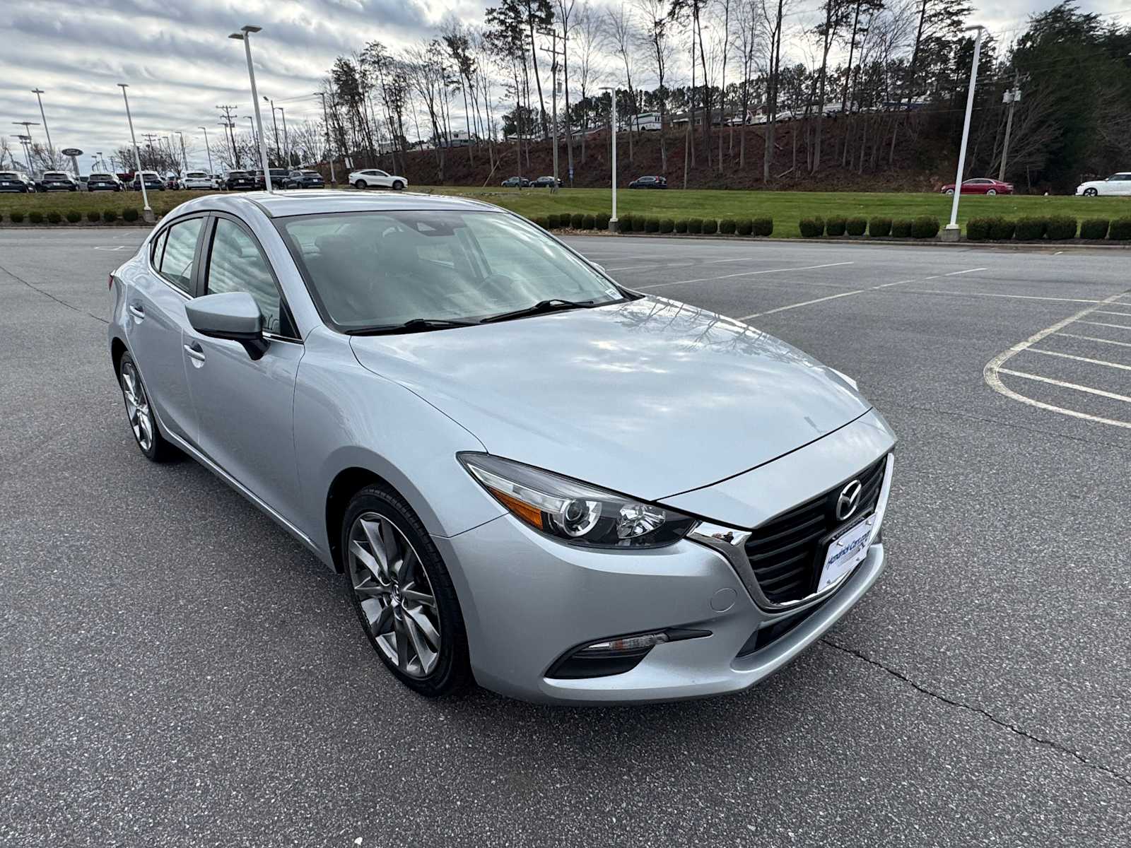 2018 Mazda Mazda3 4-Door Touring 4