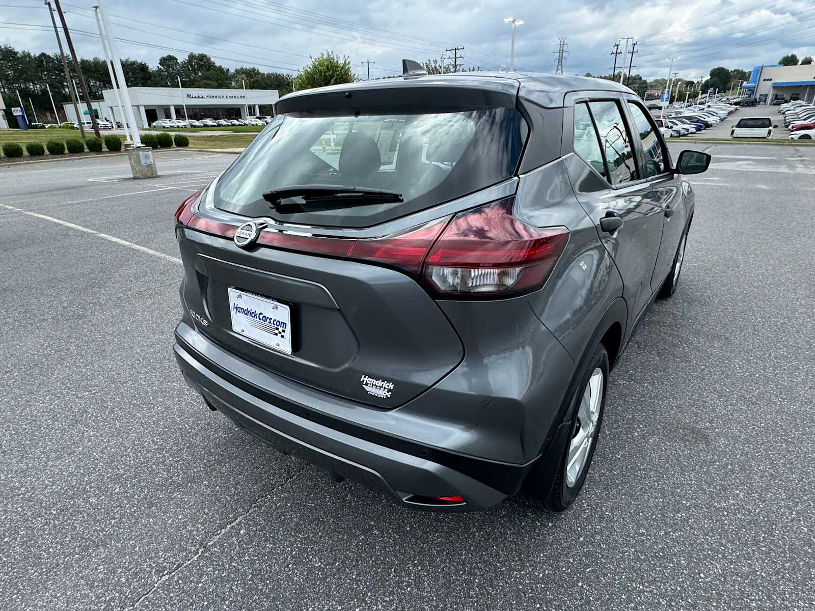 2021 Nissan Kicks S 14