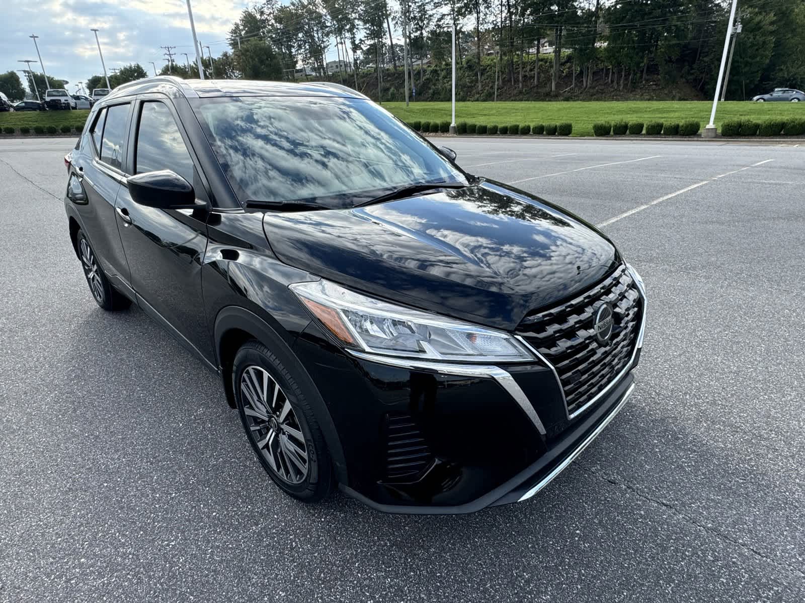 2021 Nissan Kicks SV 13