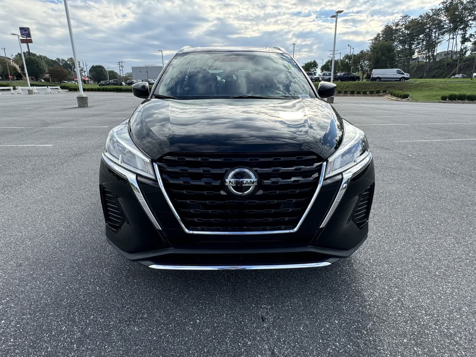 2021 Nissan Kicks SV 4