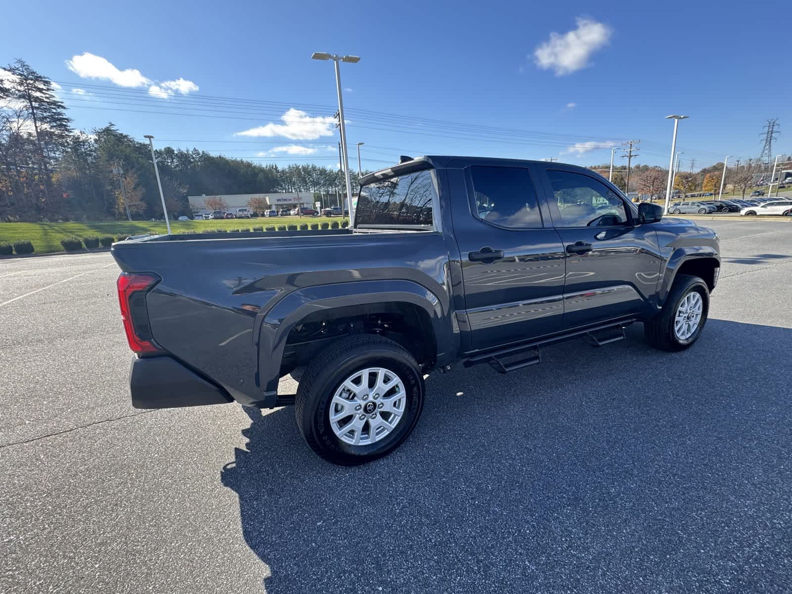 2024 Toyota Tacoma SR 10