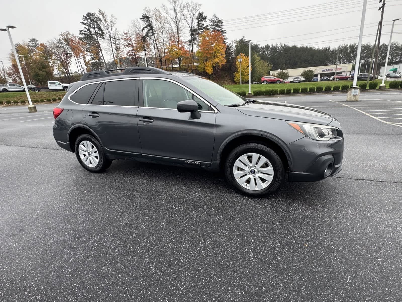 2019 Subaru Outback Premium 2