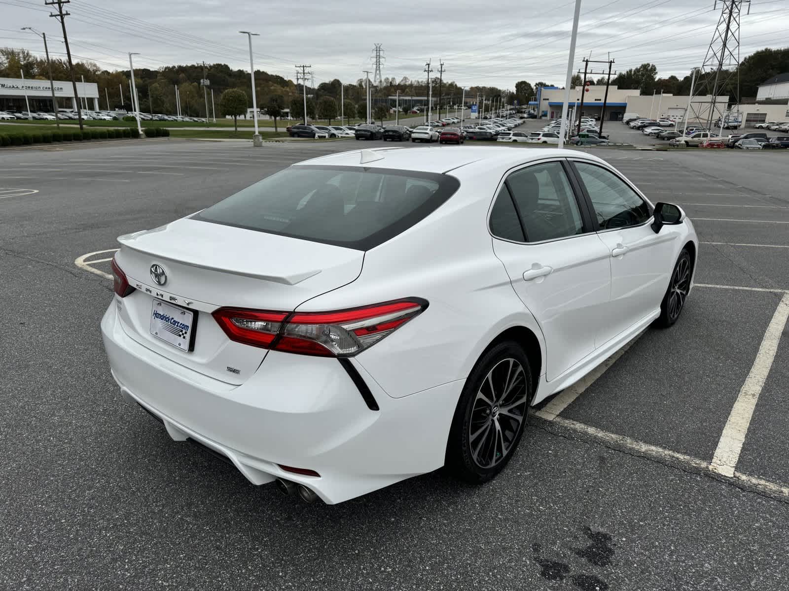 2019 Toyota Camry SE 7