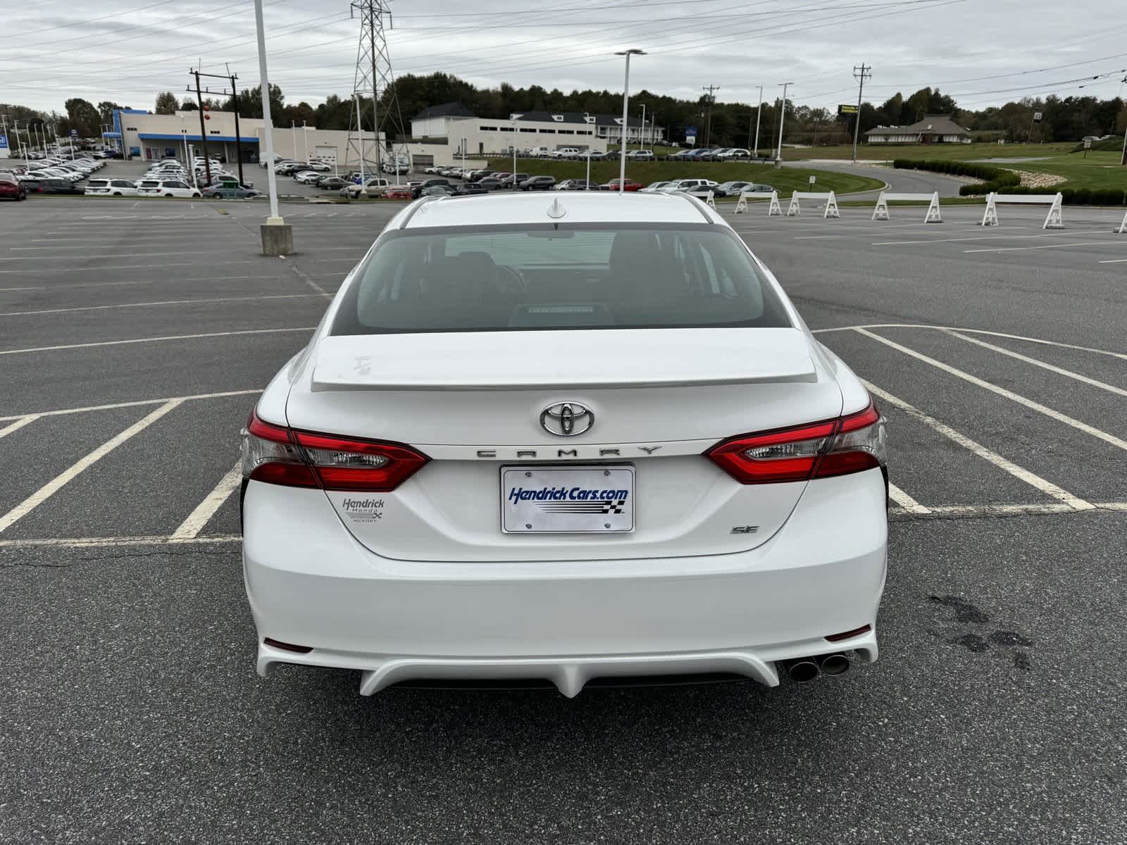 2019 Toyota Camry SE 6