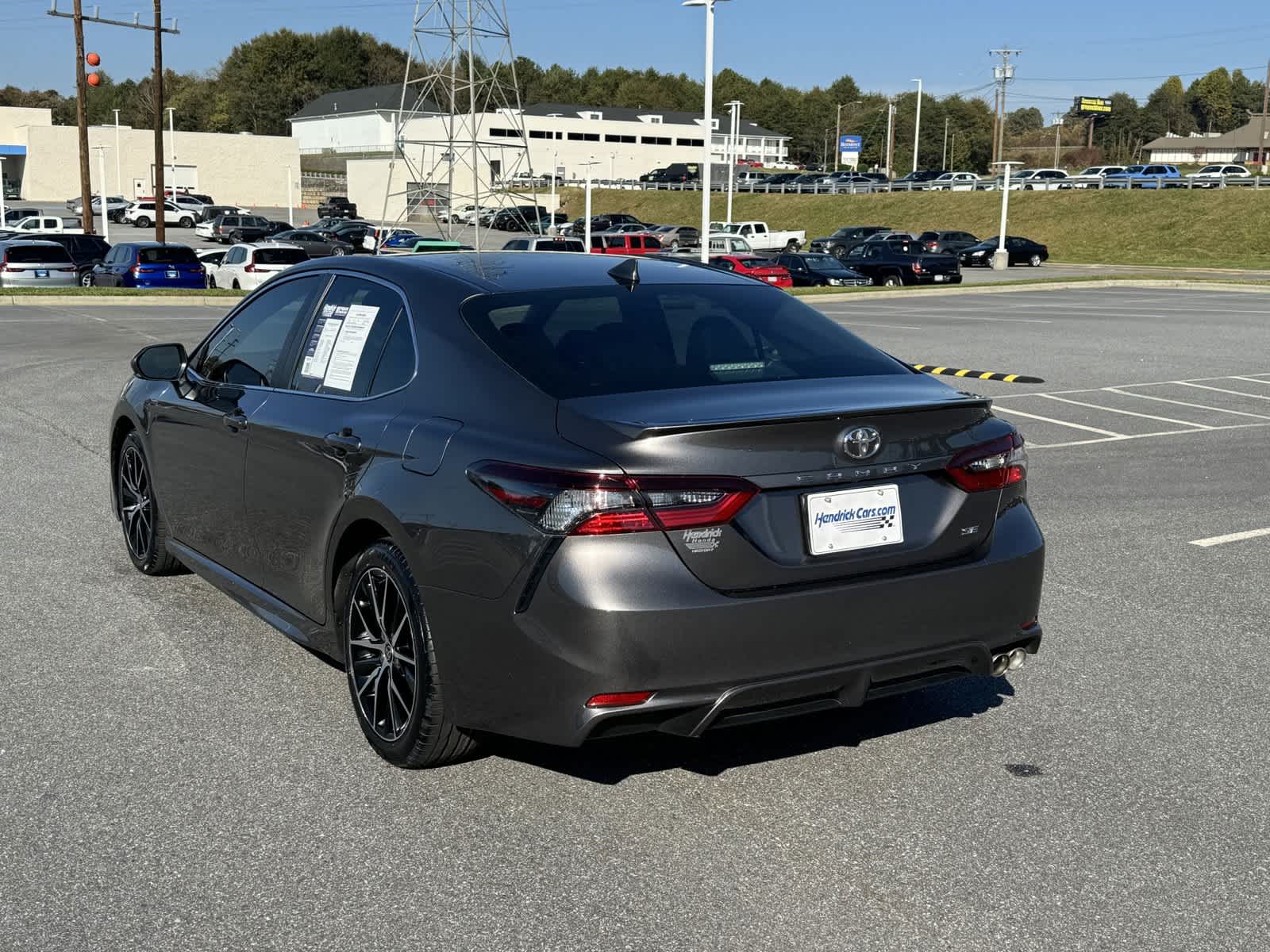 2023 Toyota Camry SE 6