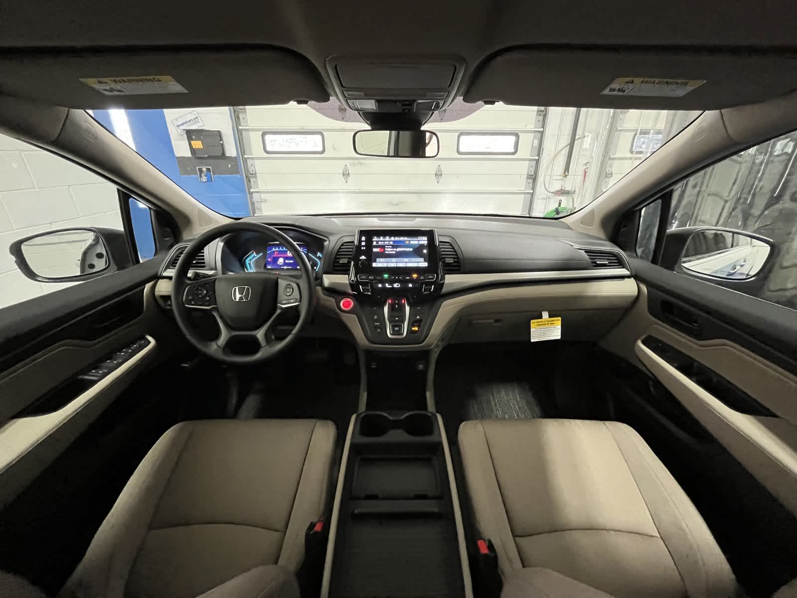 2024 Honda Odyssey EX 19