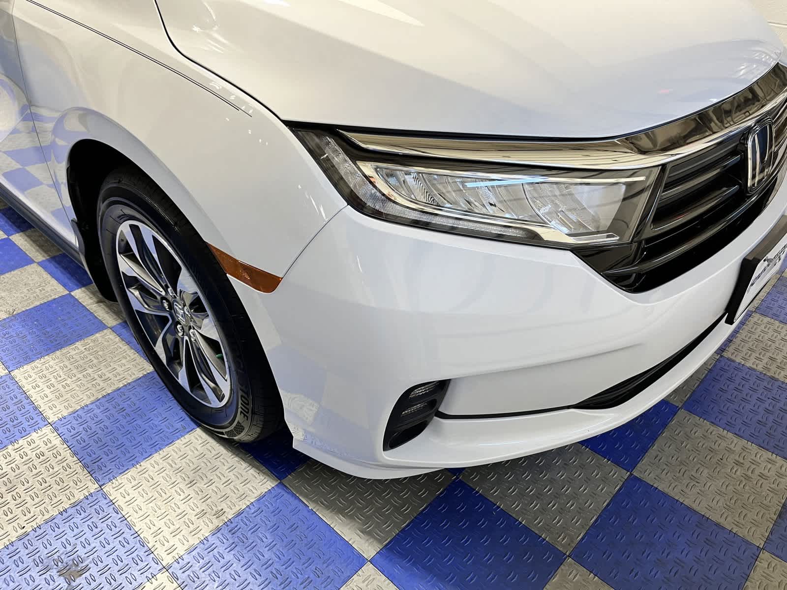 2024 Honda Odyssey EX-L 2