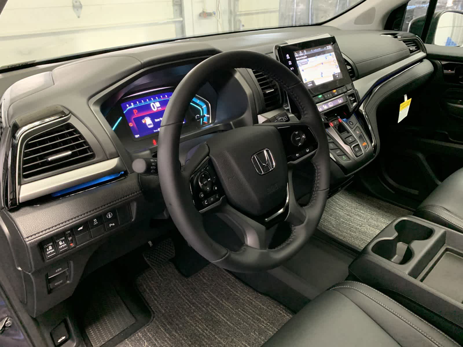 2024 Honda Odyssey Touring 13