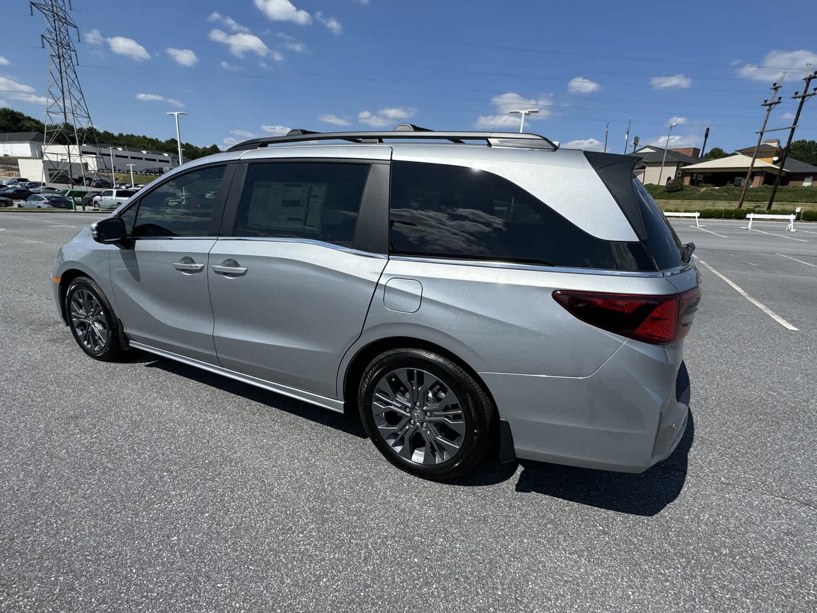 2025 Honda Odyssey Touring 5