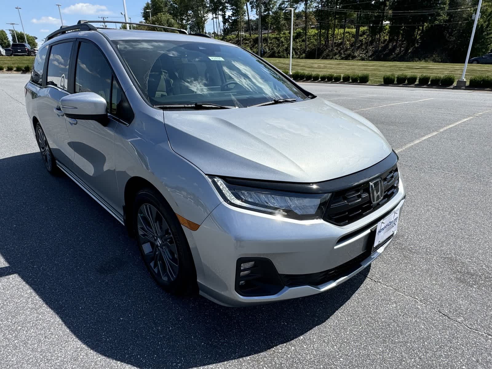 2025 Honda Odyssey Touring 2