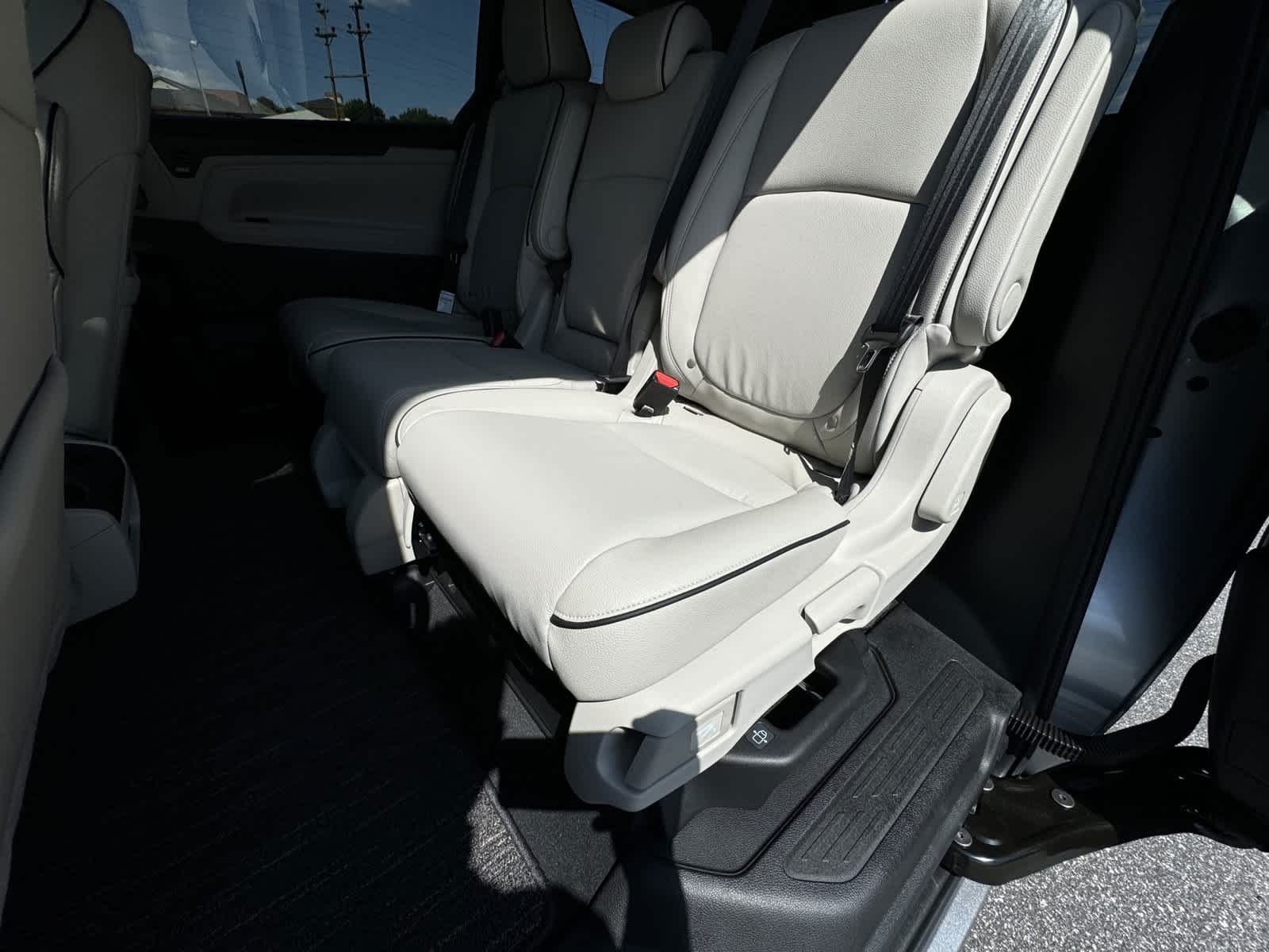 2025 Honda Odyssey Touring 26