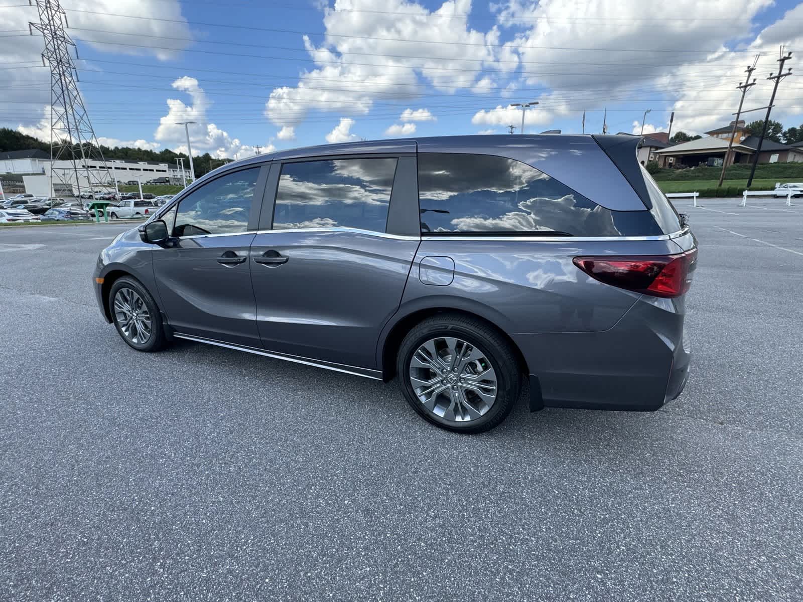 2025 Honda Odyssey Touring 5