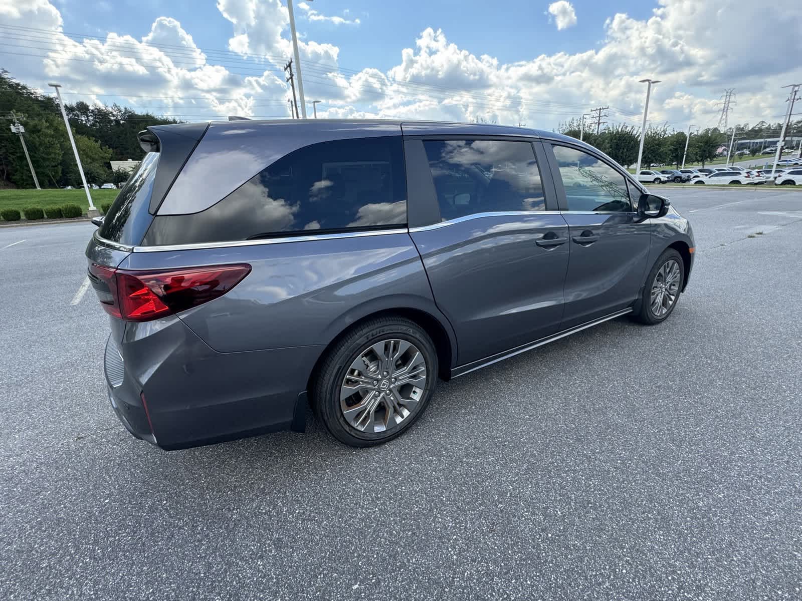 2025 Honda Odyssey Touring 8