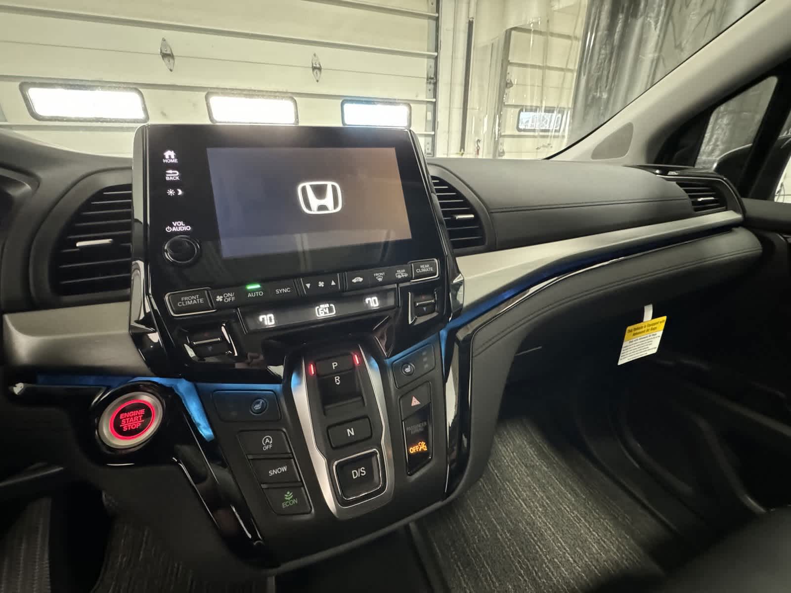 2024 Honda Odyssey Touring 14