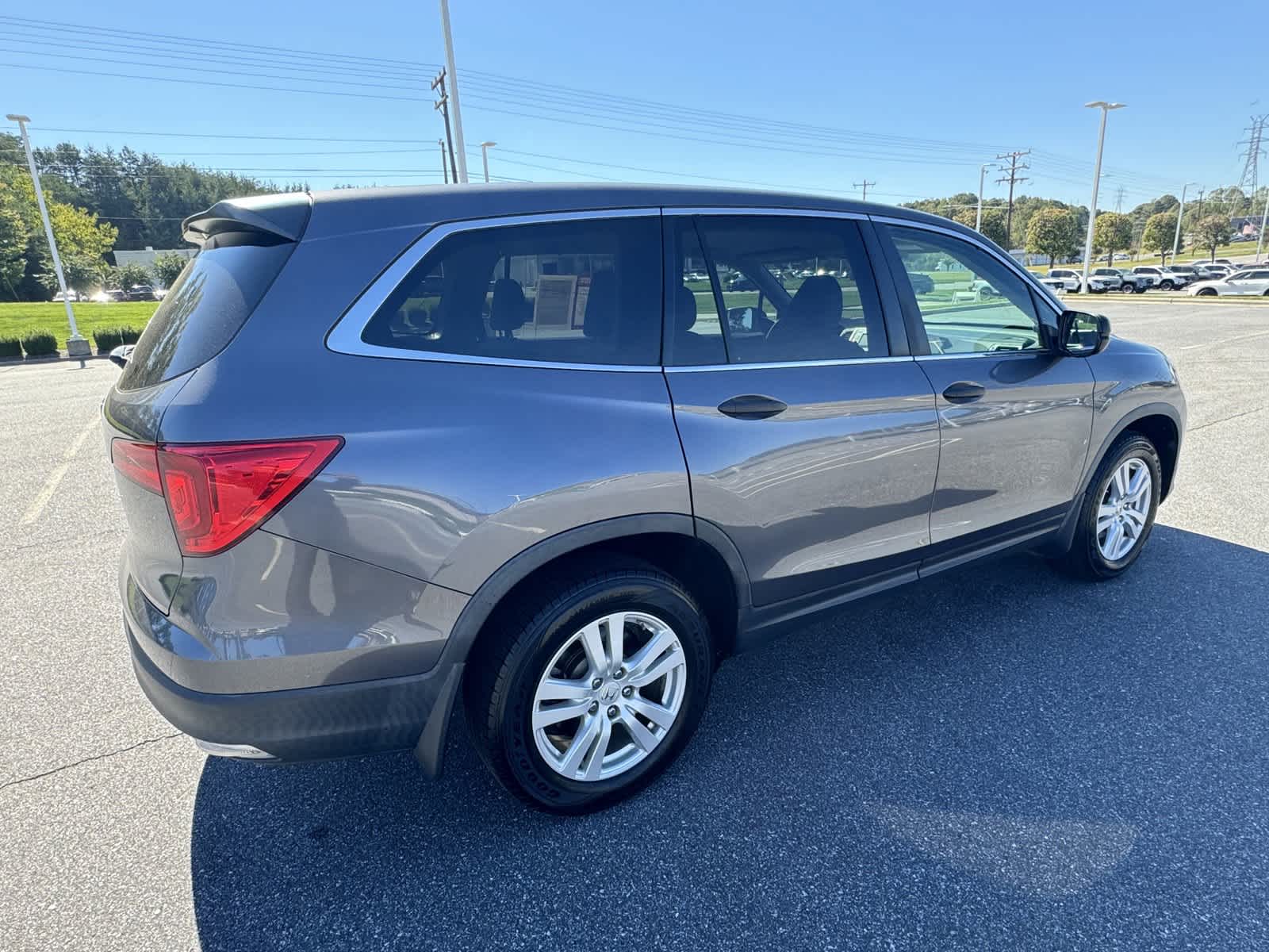 2018 Honda Pilot LX 9