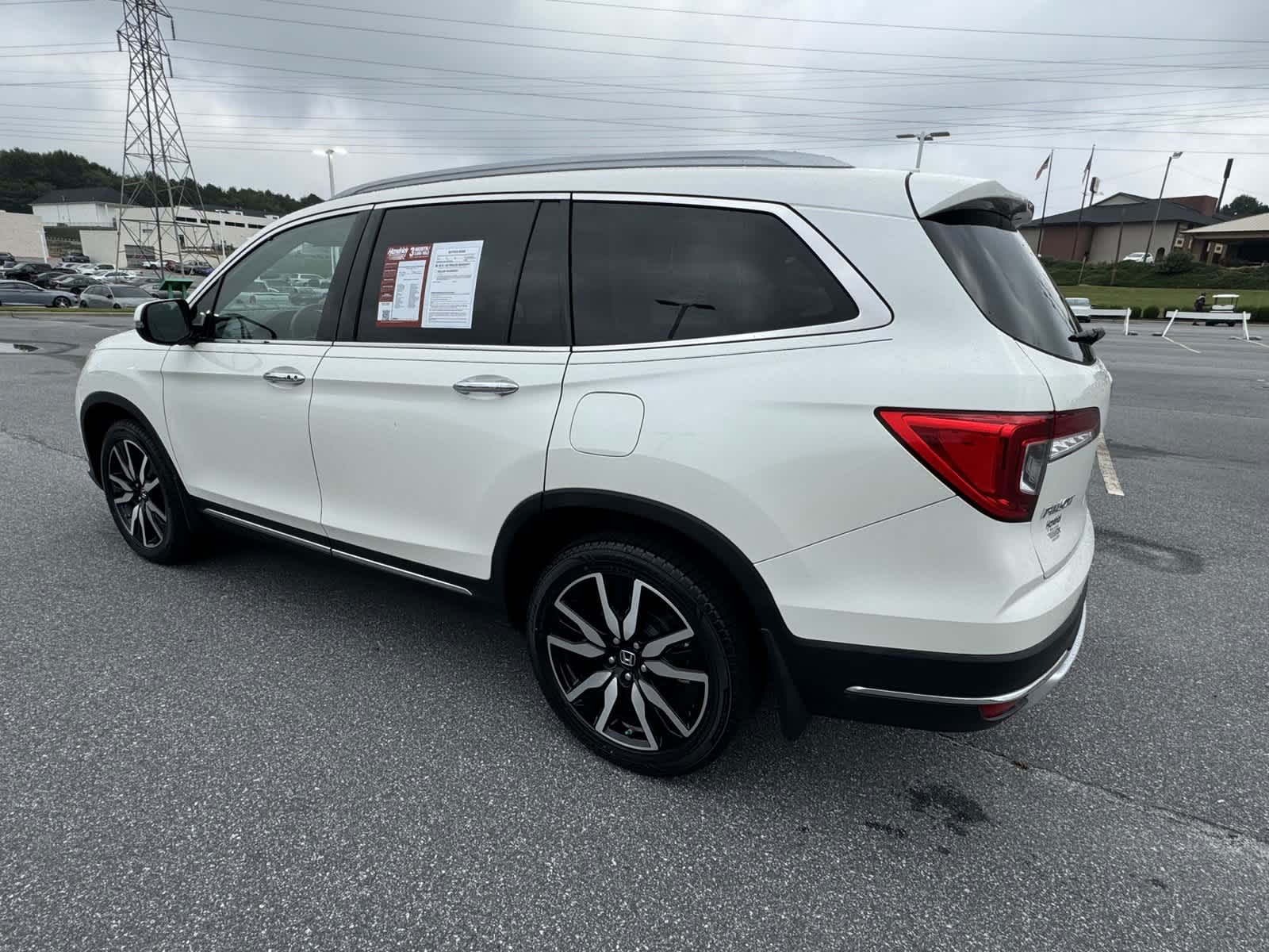 2019 Honda Pilot Touring 7-Passenger 6