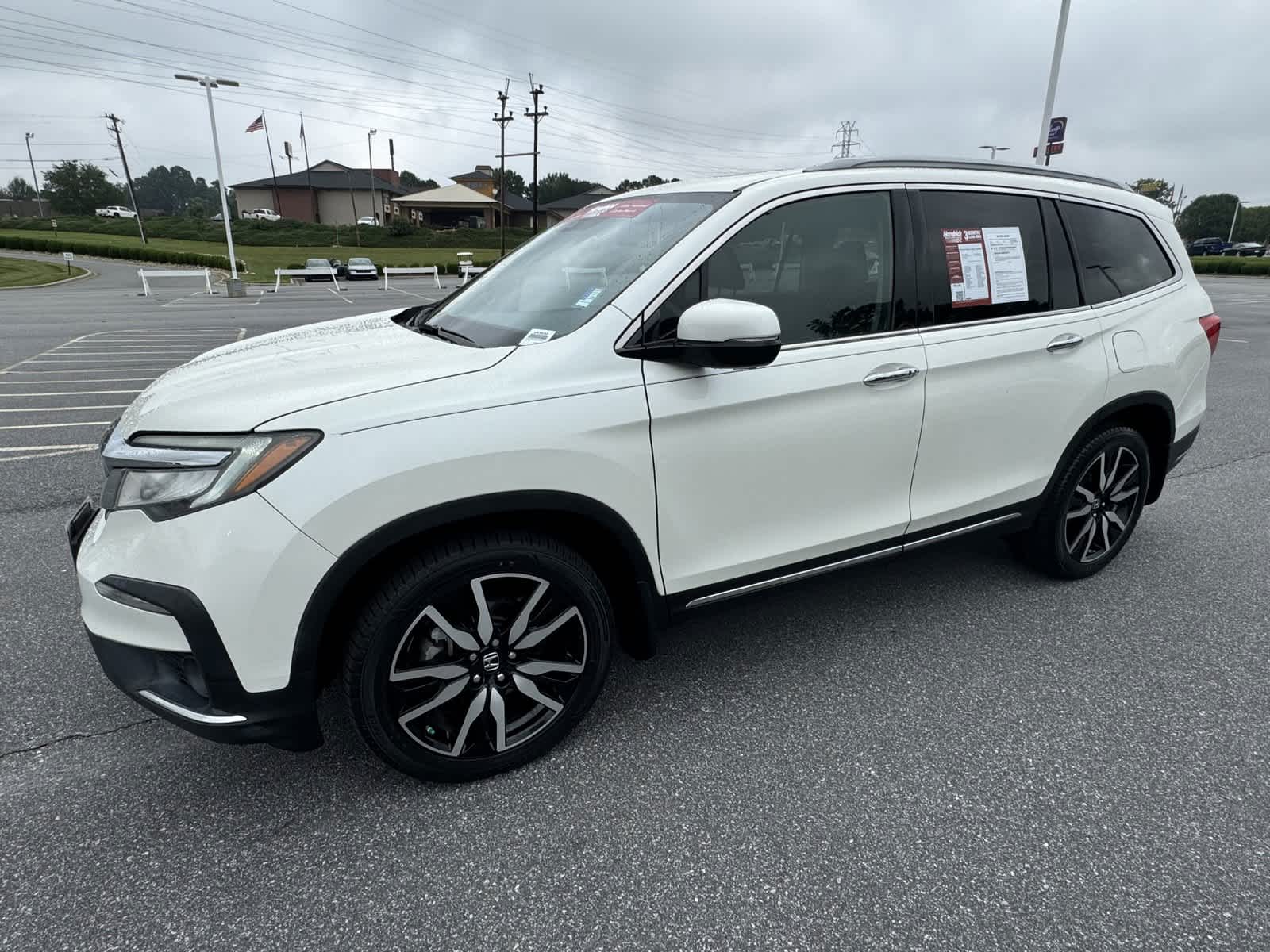 2019 Honda Pilot Touring 7-Passenger 4