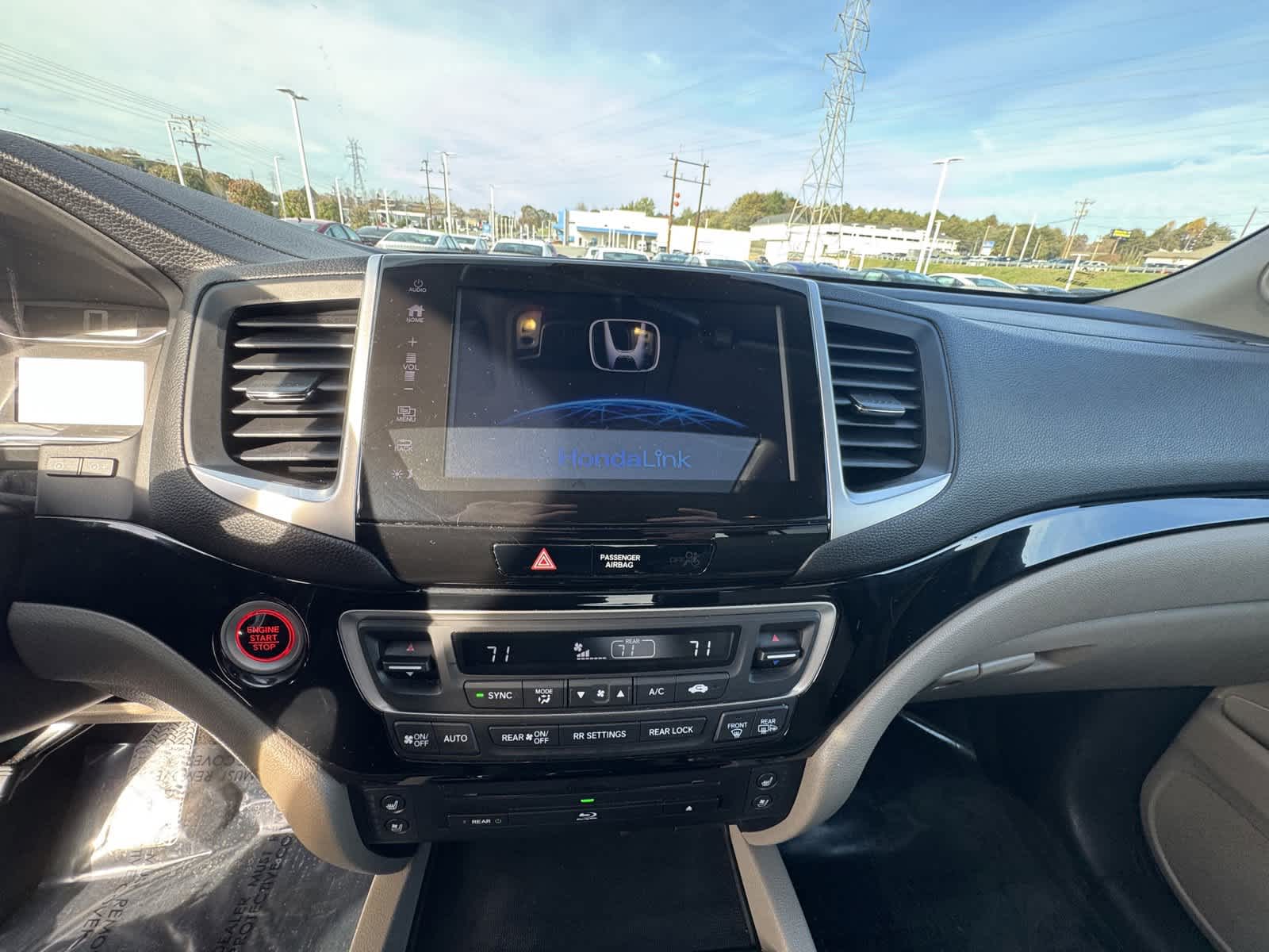 2018 Honda Pilot Elite 26