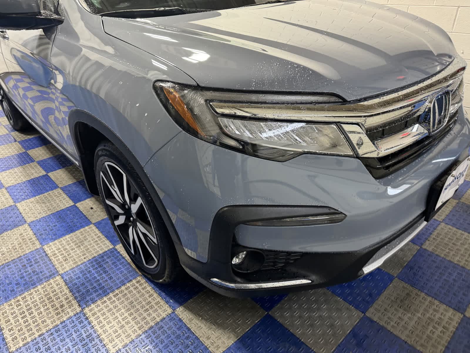 2022 Honda Pilot Touring 7-Passenger 10