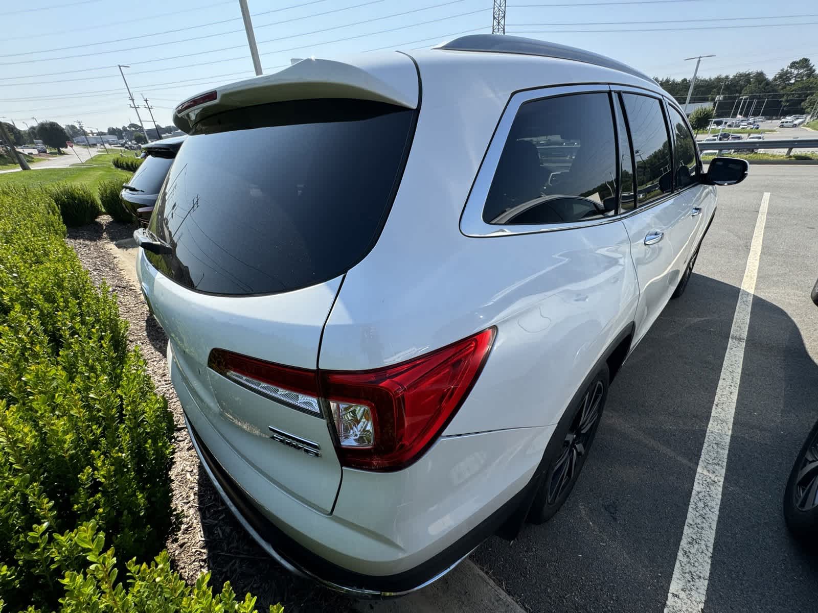 2020 Honda Pilot Touring 8-Passenger 4