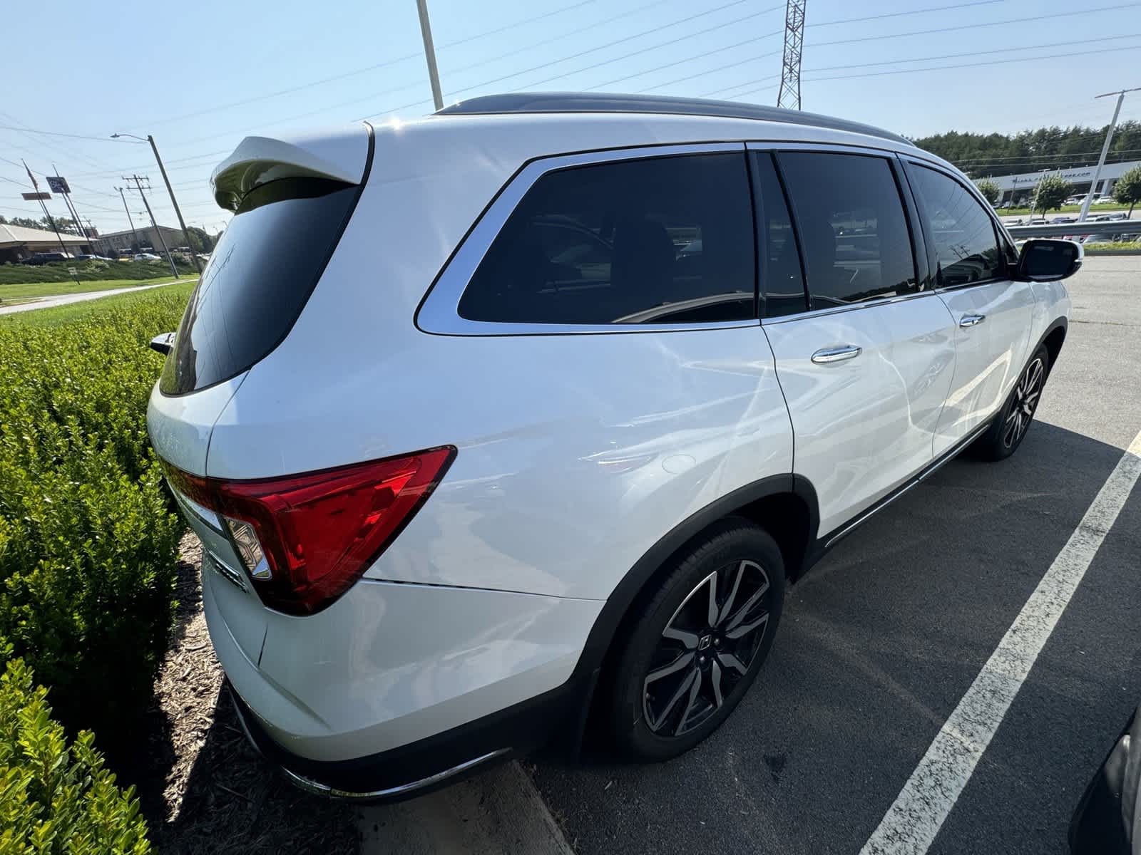 2020 Honda Pilot Touring 8-Passenger 3