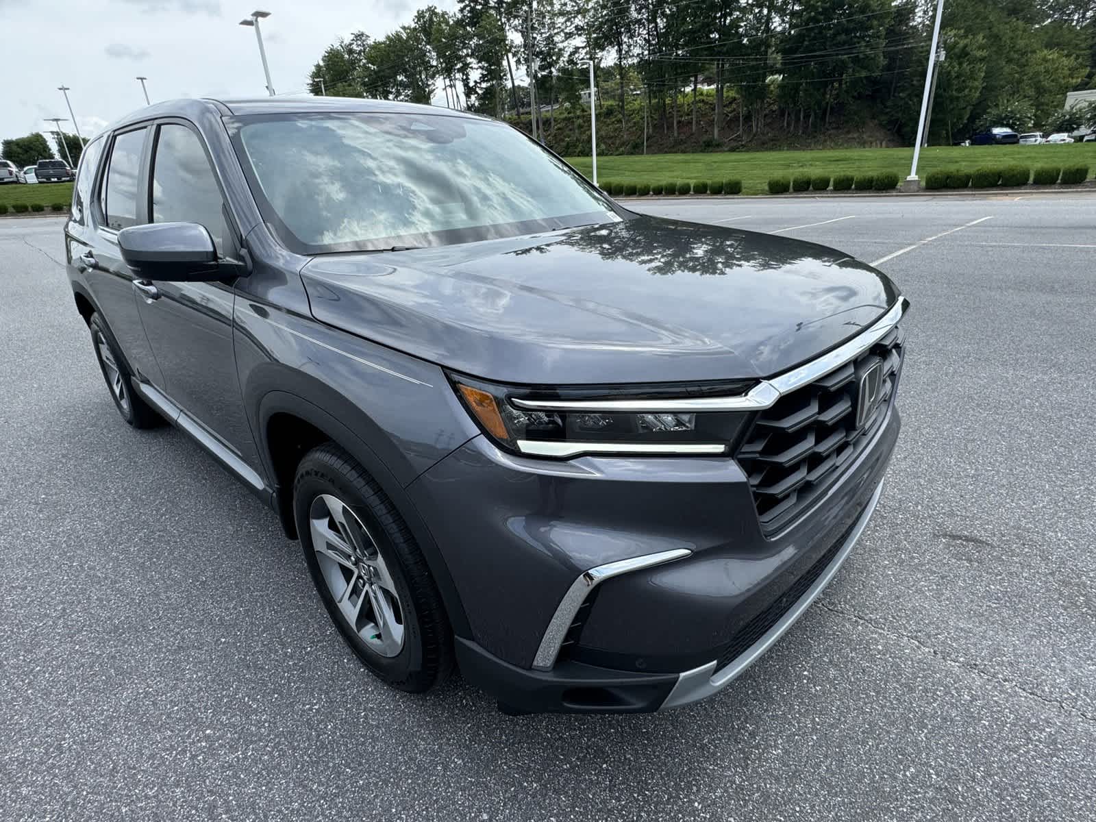 2025 Honda Pilot EX-L 2