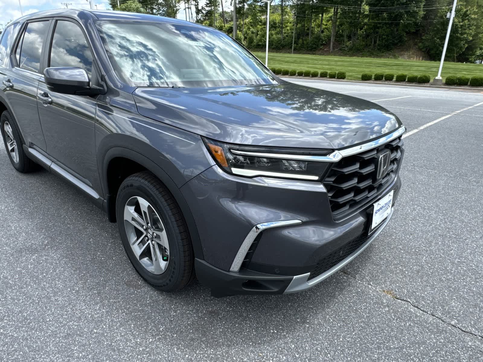 2025 Honda Pilot EX-L 2