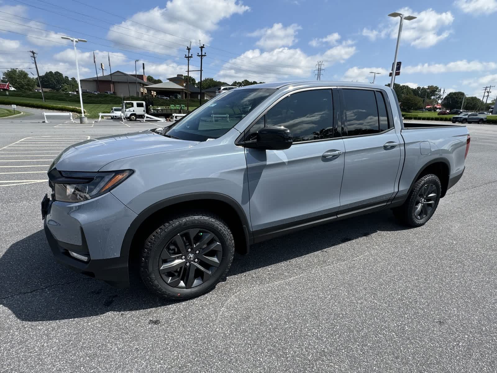 2025 Honda Ridgeline Sport AWD 4