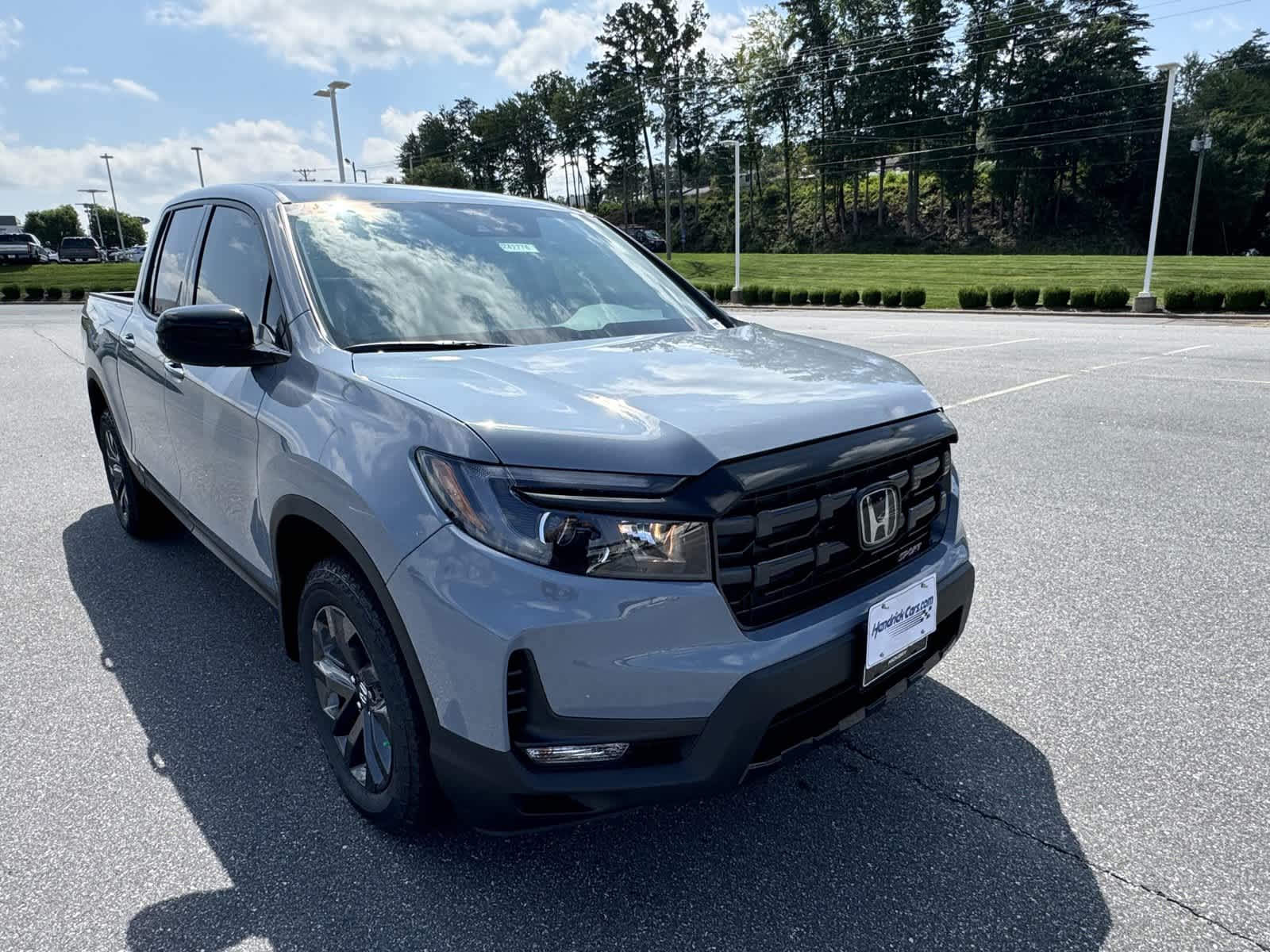 2025 Honda Ridgeline Sport AWD 2