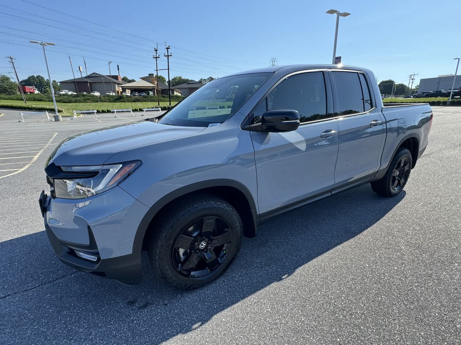 2025 Honda Ridgeline Black Edition AWD 4