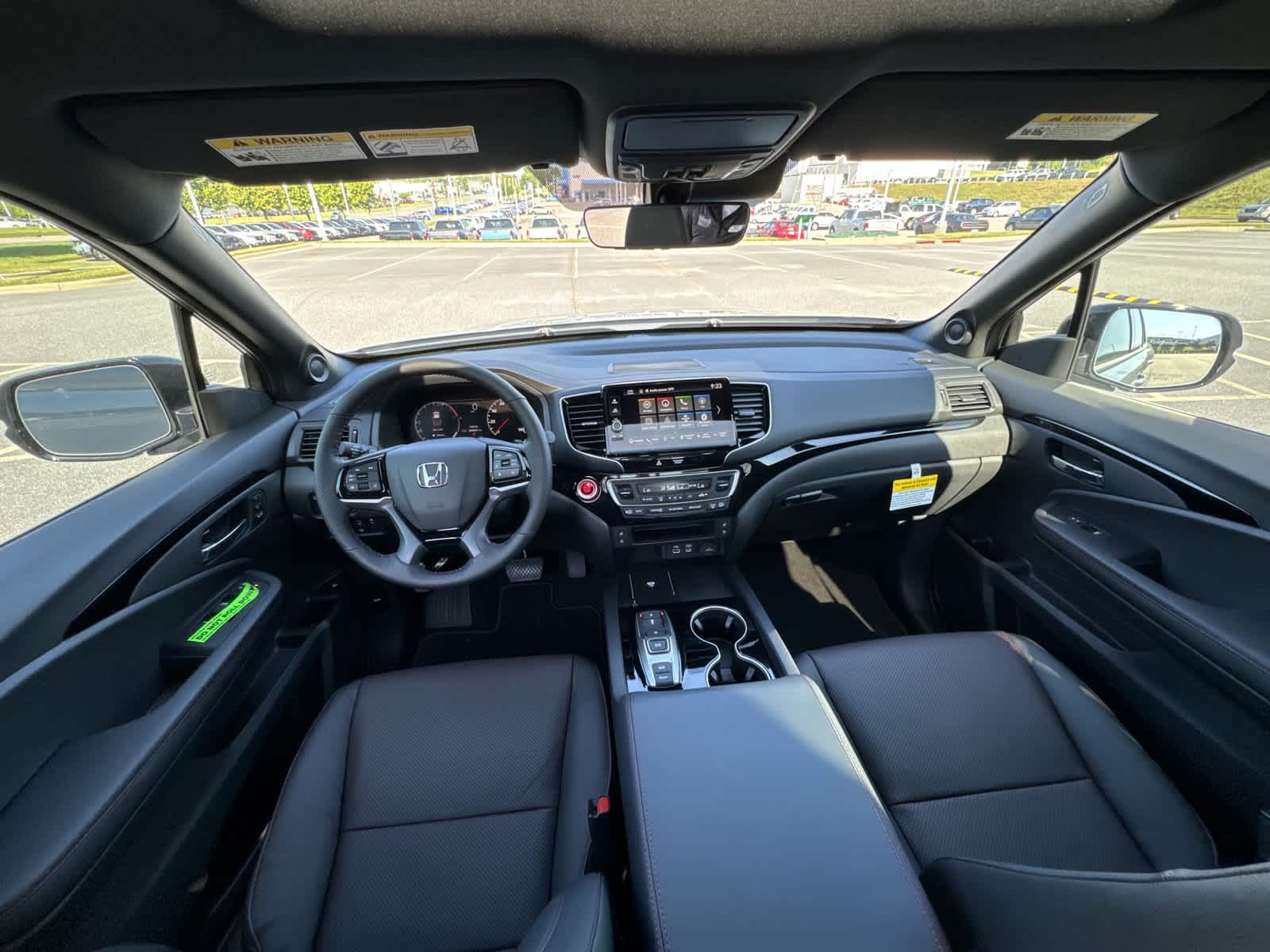 2025 Honda Ridgeline Black Edition AWD 29