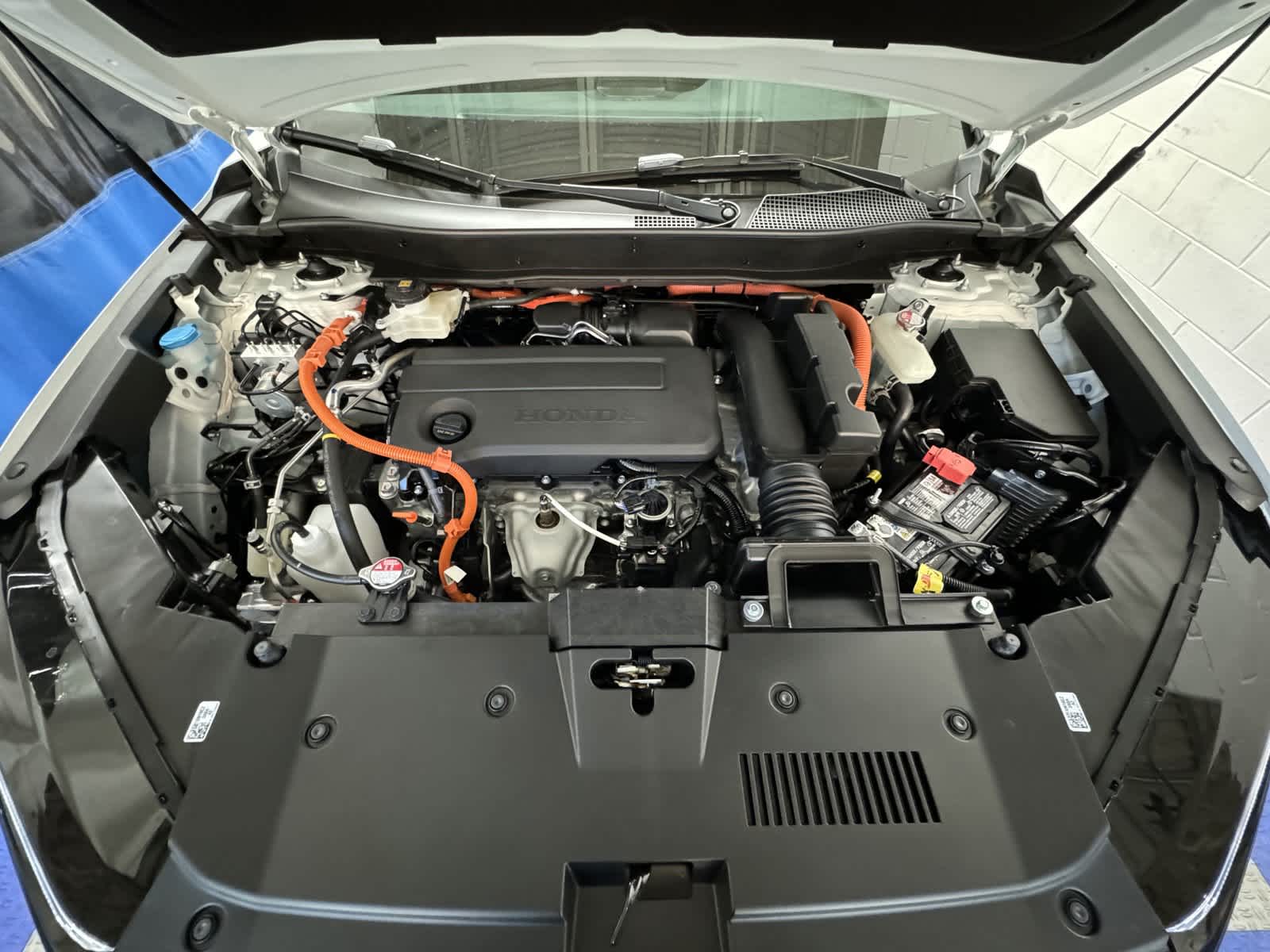 2025 Honda CR-V Hybrid Sport-L 32