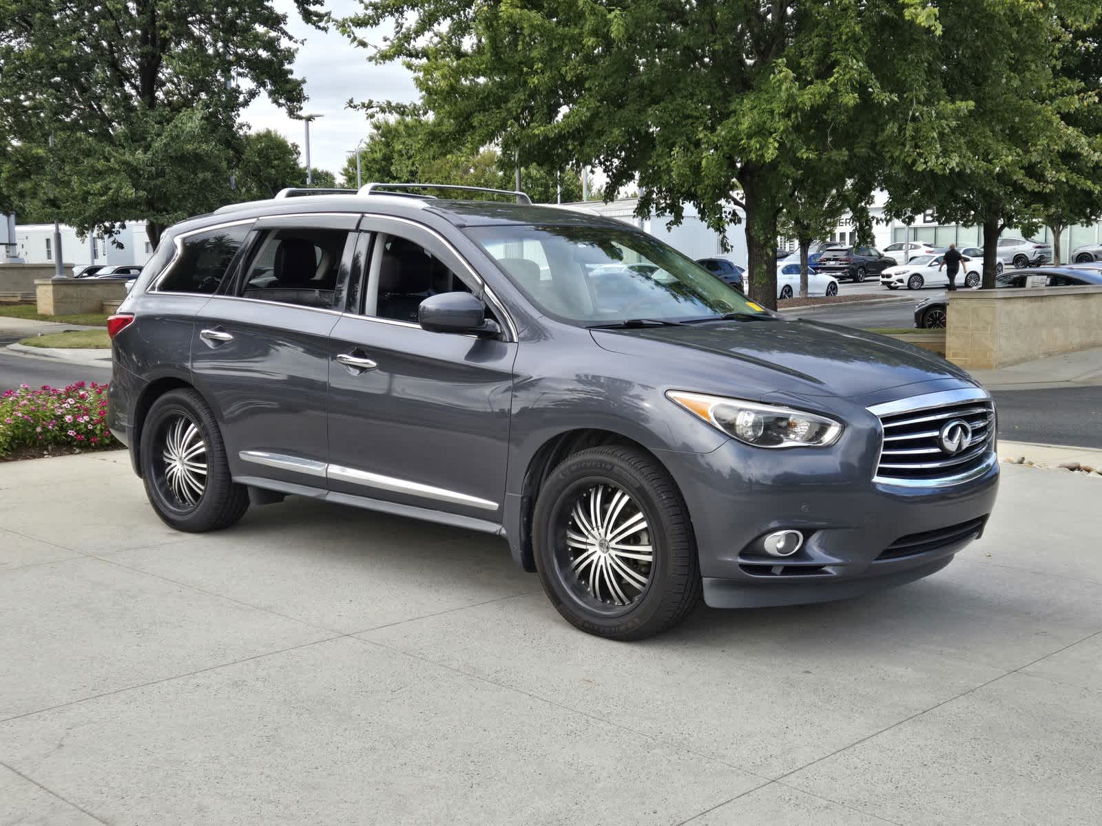 2013 INFINITI JX35  2