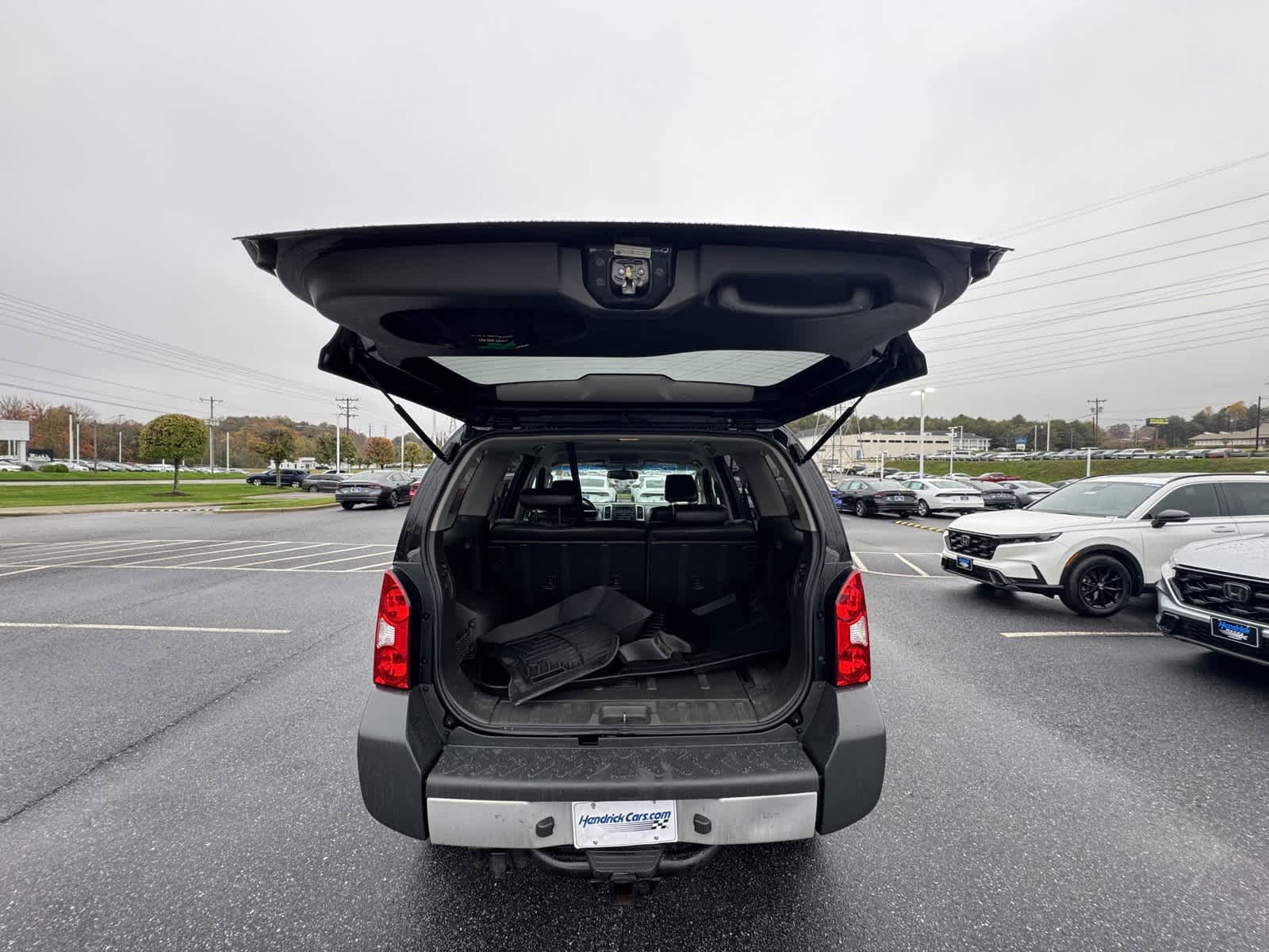 2011 Nissan Xterra Pro-4X 30