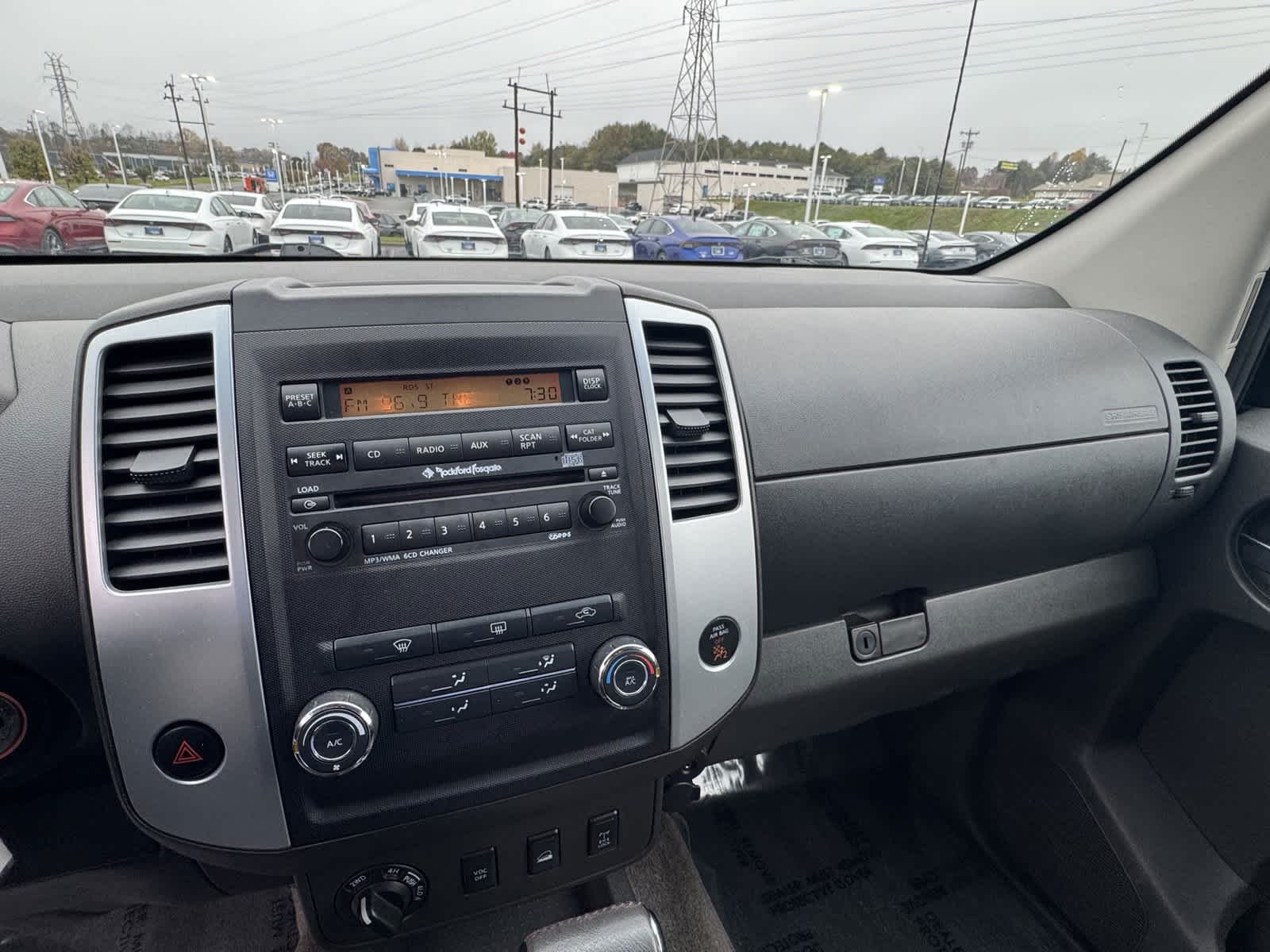 2011 Nissan Xterra Pro-4X 16