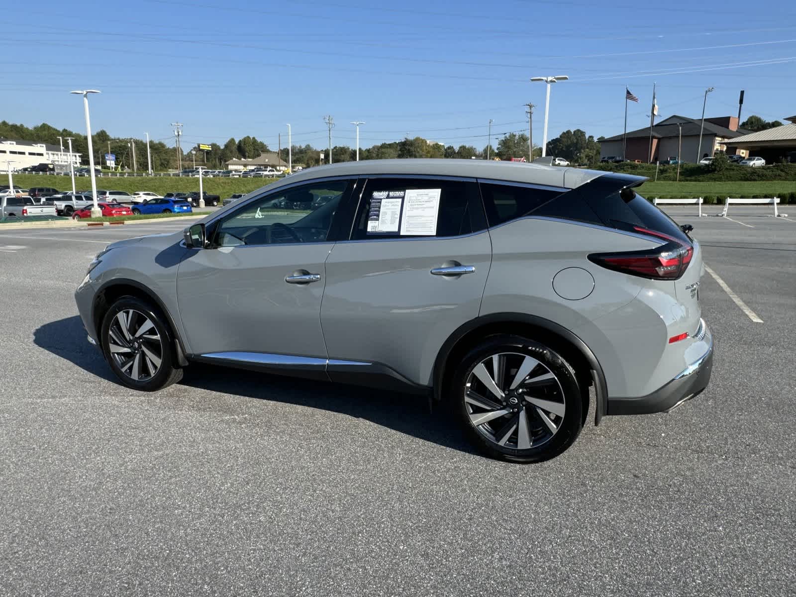 2023 Nissan Murano SL 5