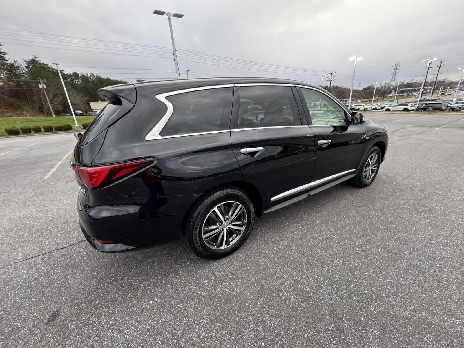 2018 INFINITI QX60  8